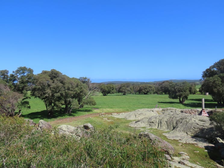 Click to view all images Deepdene WA 6290 - Image 1