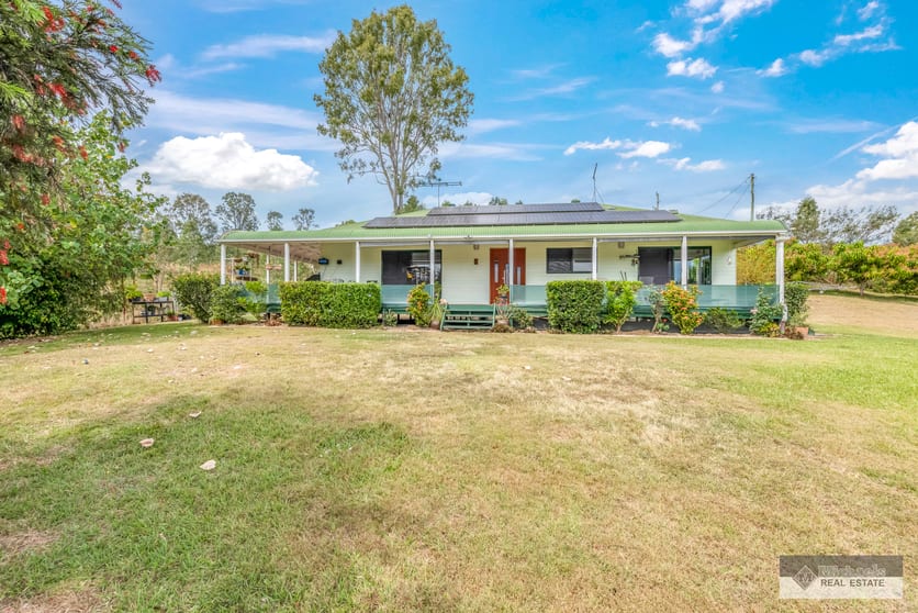 Click to view all images 35 Woodswallow Drive Moolboolaman QLD 4671 - Image 1