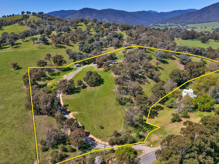Click to view all images 1110 Taggerty-Thornton Road Thornton VIC 3712 - Image 2