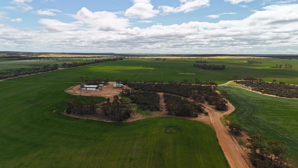 Click to view all images 3279 Calzoni Road Hyden WA 6359 - Image 1