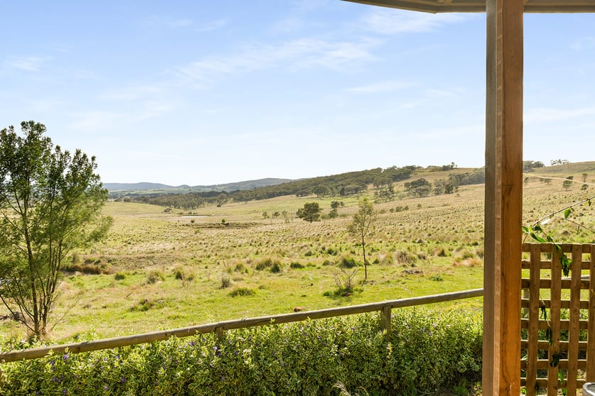 Click to view all images 123 Fisher Road Goulburn NSW 2580 - Image 3