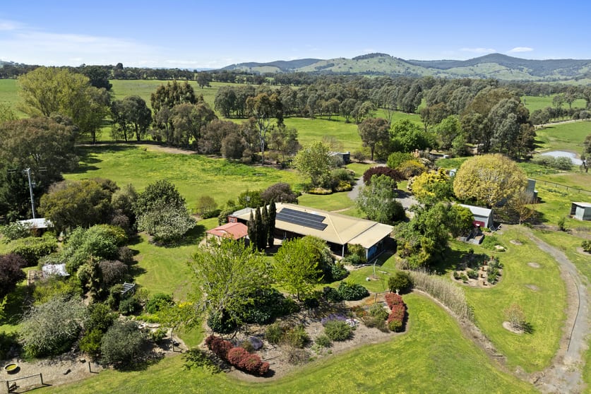 Click to view all images 78 James Road Warrenbayne VIC 3670 - Image 2