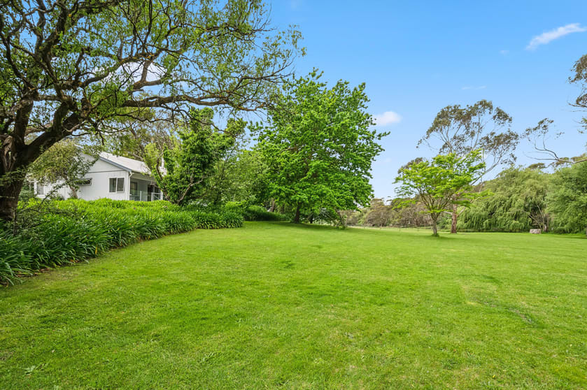 Click to view all images 1354 Hindmarsh Tiers Road Hindmarsh Tiers SA 5202 - Image 2
