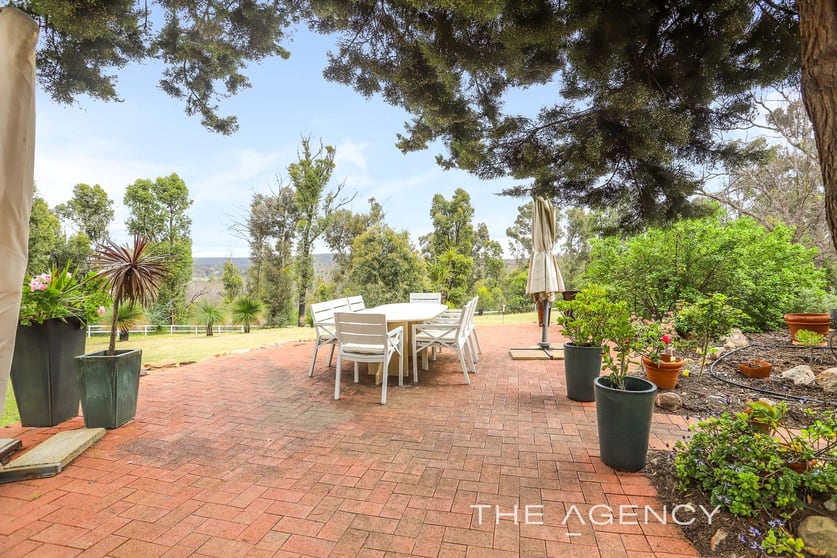 107 Quenda Glade Gidgegannup WA 6083 - Image 3