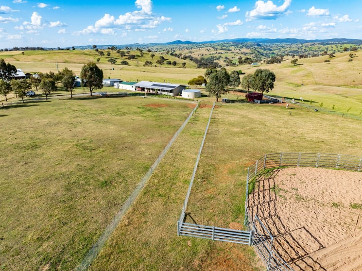 Click to view all images 143 Kirribilli Road Canowindra NSW 2804 - Image 2