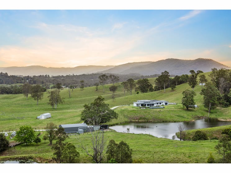 Click to view all images 75 Grundon Road Conondale QLD 4552 - Image 1