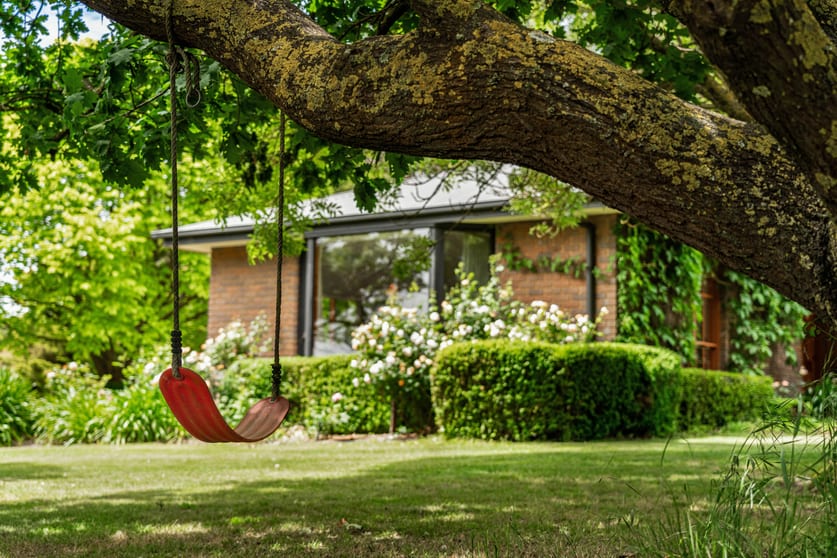 Click to view all images 329 Portingales Lane Romsey VIC 3434 - Image 2