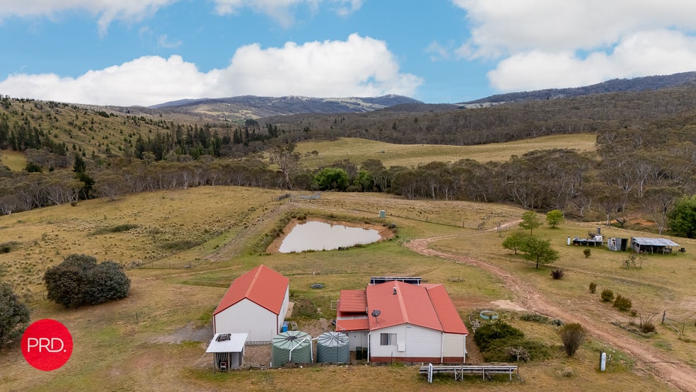 Click to view all images 203 Wolgal Road Captains Flat NSW 2623 - Image 1