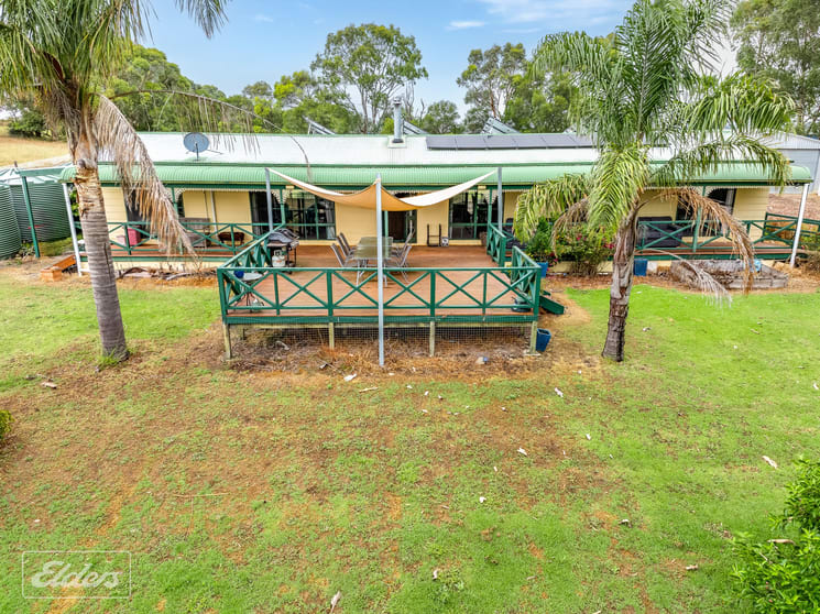 Click to view all images 136 Through Road Tooperang SA 5255 - Image 1