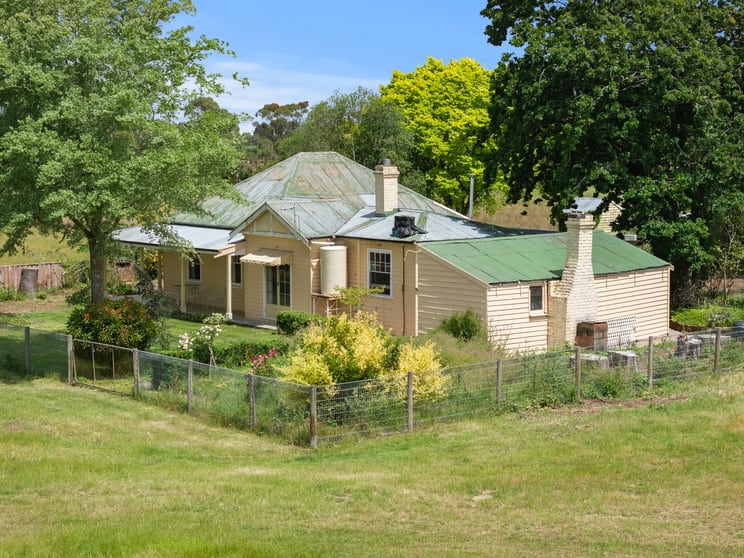 Click to view all images 2126 Bishopsbourne Road Longford TAS 7301 - Image 3