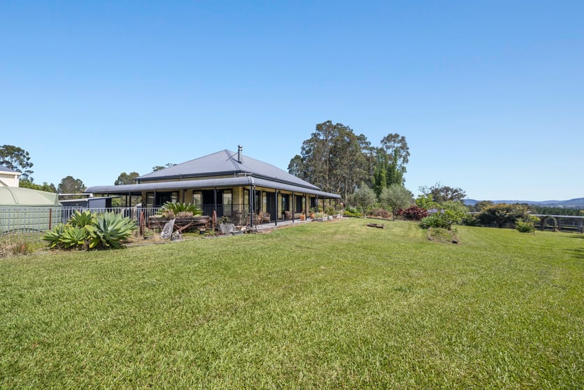 Click to view all images 12217 Clarence Way Sandilands NSW 2469 - Image 3