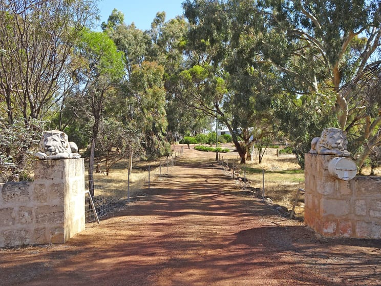 Click to view all images 655 Popanyinning West Road Popanyinning WA 6309 - Image 1