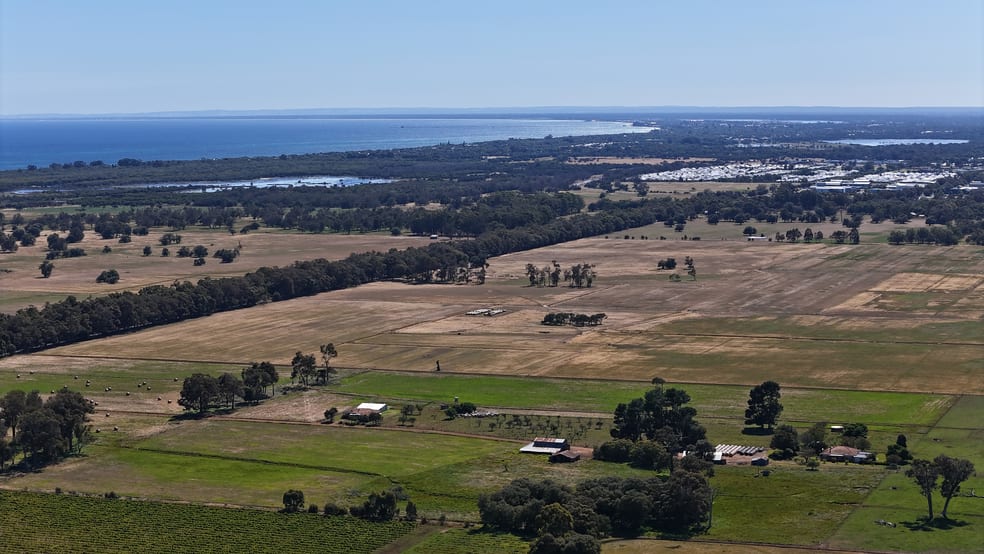 Click to view all images 419 Vasse-Yallingup Siding Road Marybrook WA 6280 - Image 2