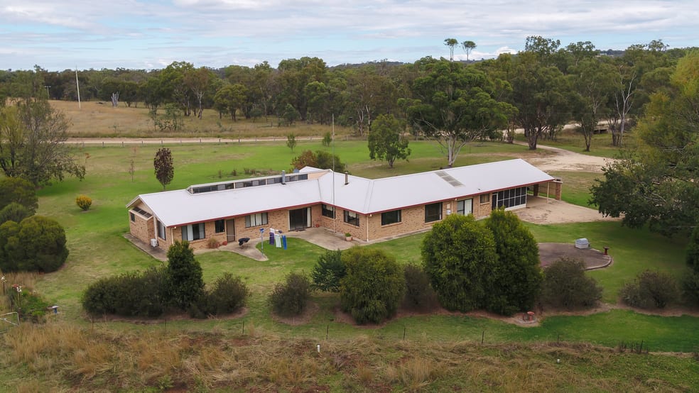 238 Rob Roy Rd Rob Roy NSW 2360 - Image 1
