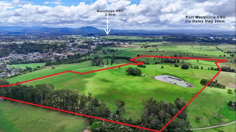Click to view all images 43 Weismantle Street Wauchope NSW 2446 - Image 2