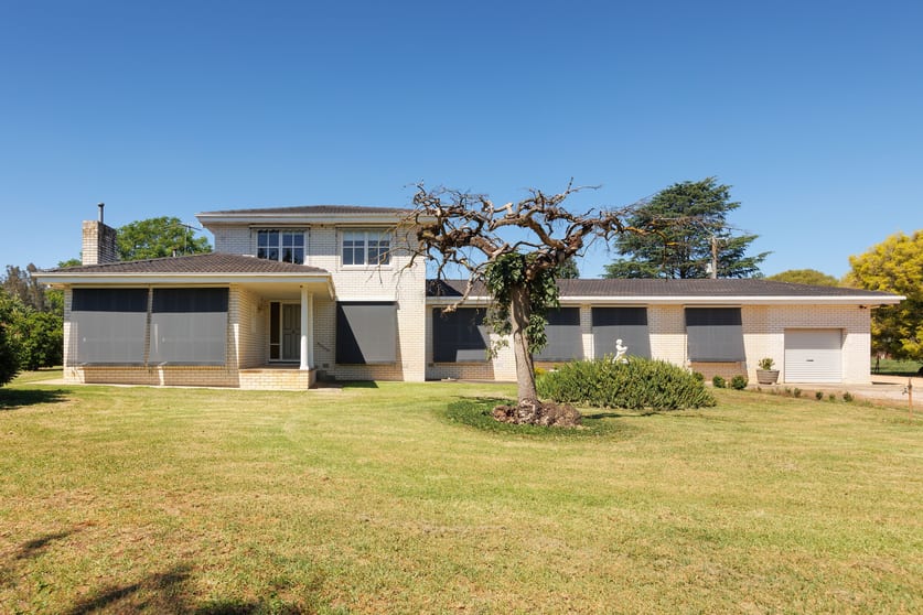 Click to view all images 640 Wangaratta-Yarrawonga Road Waldara VIC 3678 - Image 2