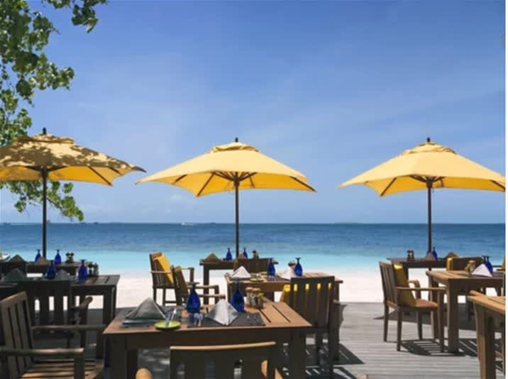 Click to view all images Restaurant business for sale in Cannonvale - Image 1