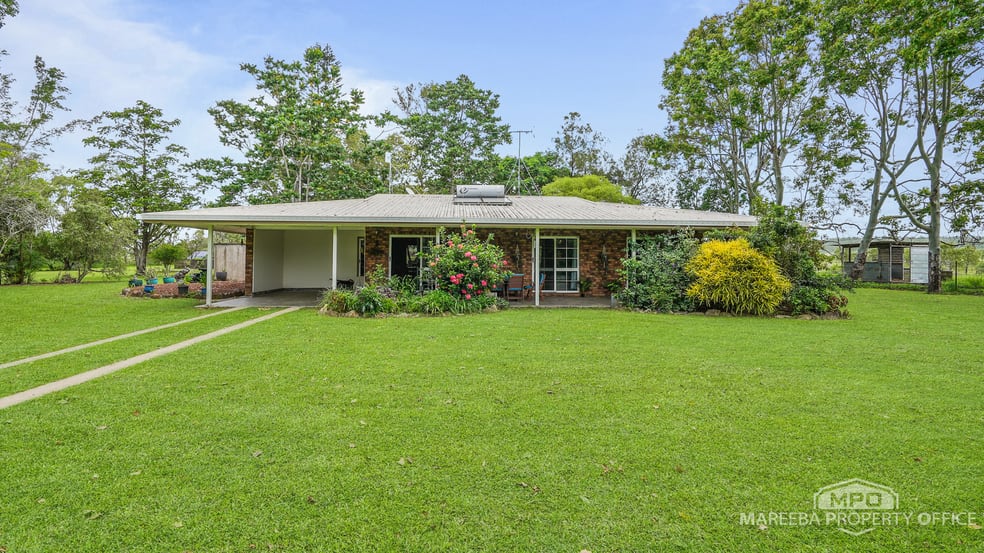 Click to view all images 141 Martin Road Mareeba QLD 4880 - Image 1