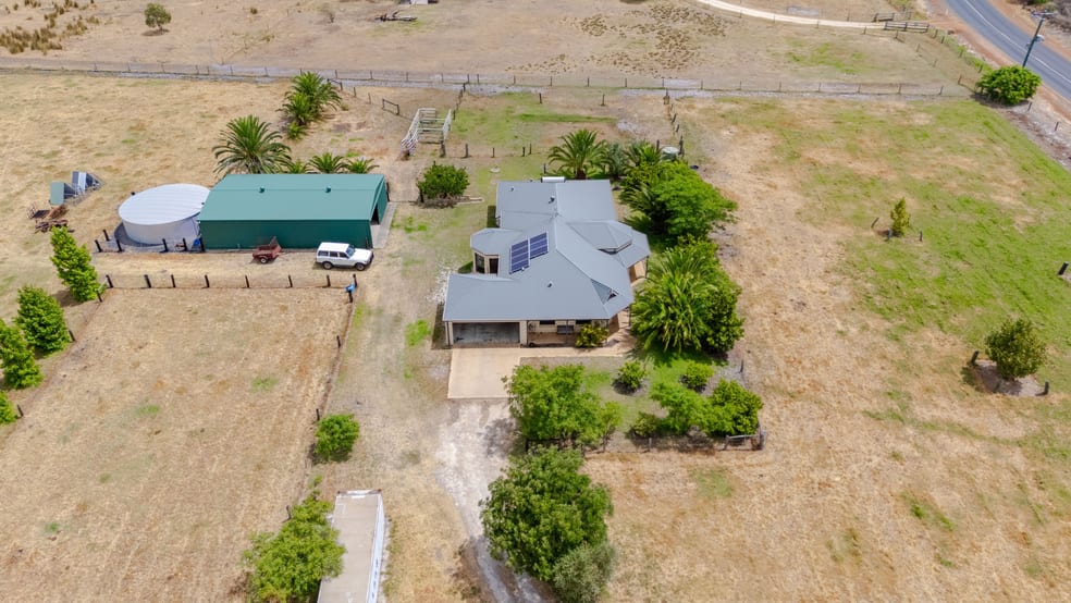 Click to view all images 696 Corio Road Ravenswood WA 6208 - Image 2