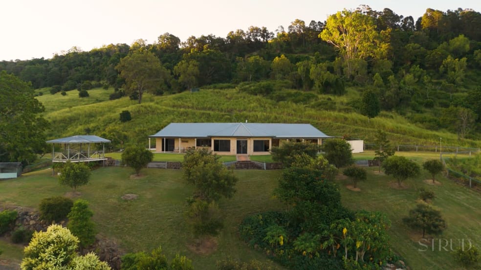 Click to view all images 5 Weigel Road Summerholm QLD 4341 - Image 2