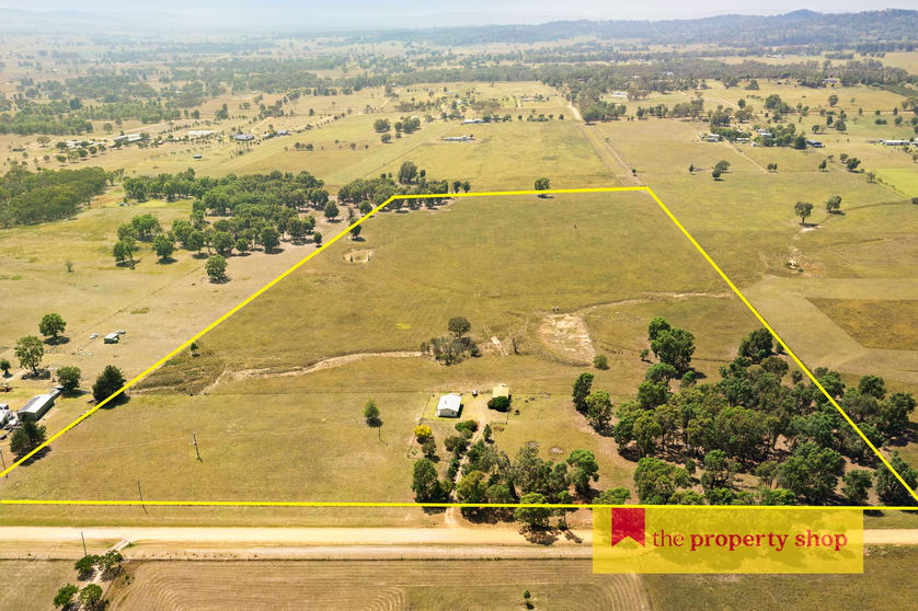 Click to view all images 50 Saints Lane Mudgee NSW 2850 - Image 1