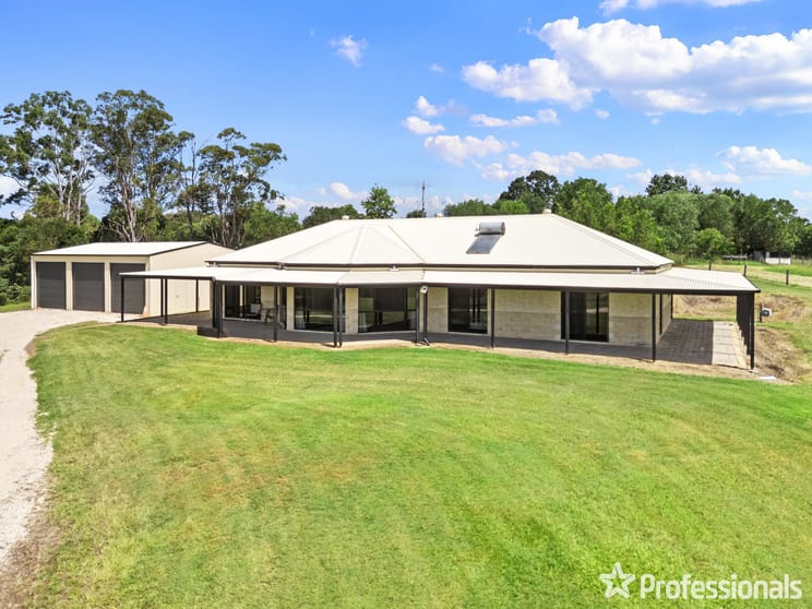 Click to view all images 33 Albrecht Road Corella QLD 4570 - Image 2