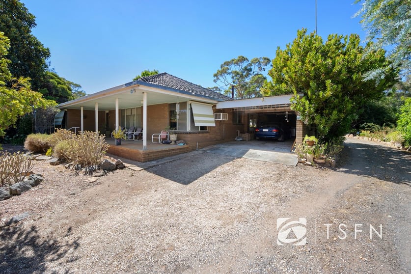 Click to view all images 657 Crusoe Road Lockwood VIC 3551 - Image 2