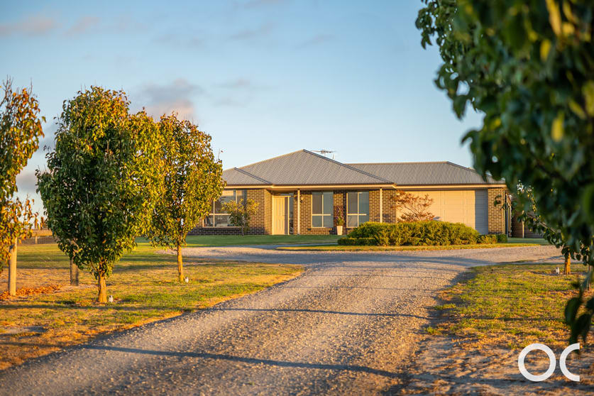 Click to view all images 99 Prosser Road Pages Flat SA 5172 - Image 2