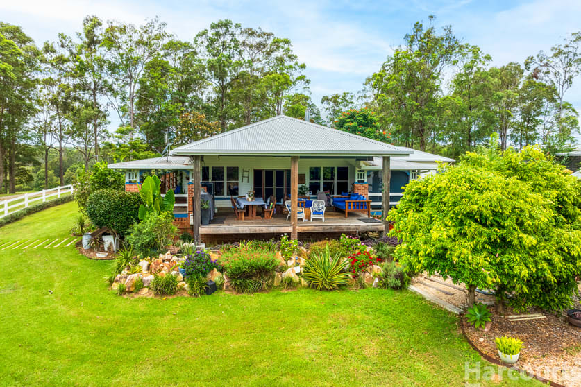 Click to view all images 32 Stewart Place Euroka NSW 2440 - Image 2