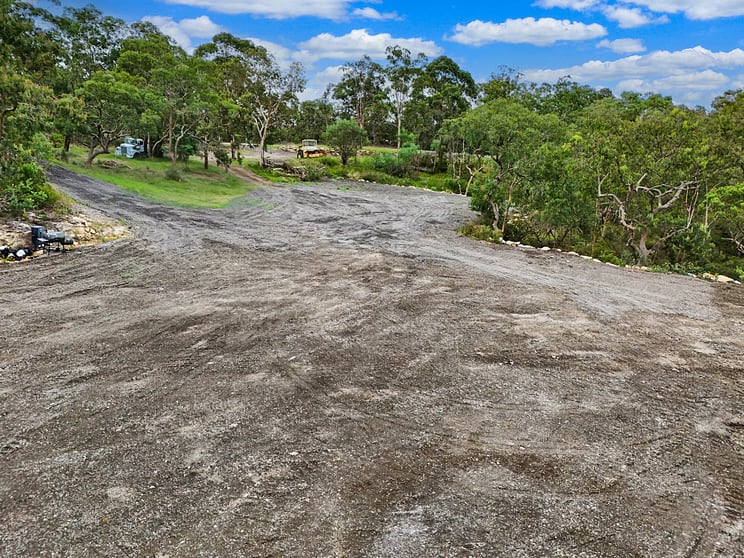 Click to view all images 2 Dungullin Way East Kurrajong NSW 2758 - Image 3