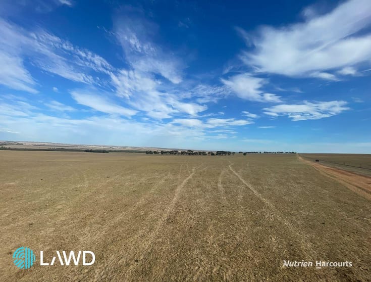 Click to view all images . Allanooka Farm Allanooka WA 6525 - Image 3