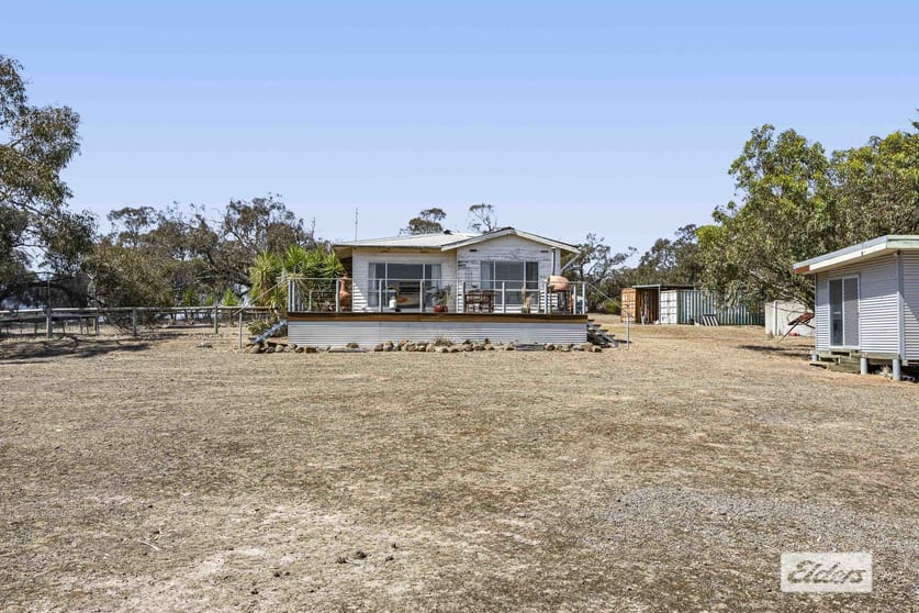 Click to view all images 314 Moyston-Willaura Road Moyston VIC 3377 - Image 3