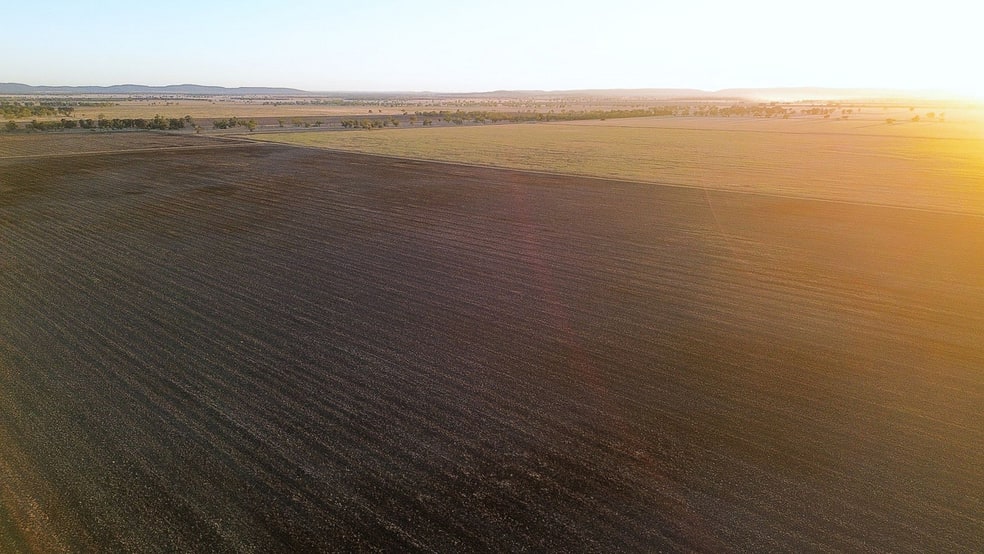 Click to view all images Belah Plains Carlachy Road Gunning Gap Bogan Gate NSW 2876 - Image 1