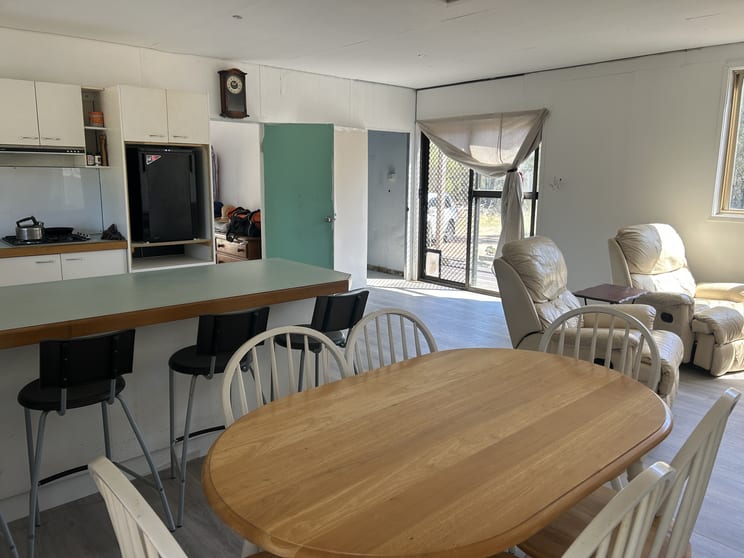 Click to view all images Tara QLD 4421 - Image 2