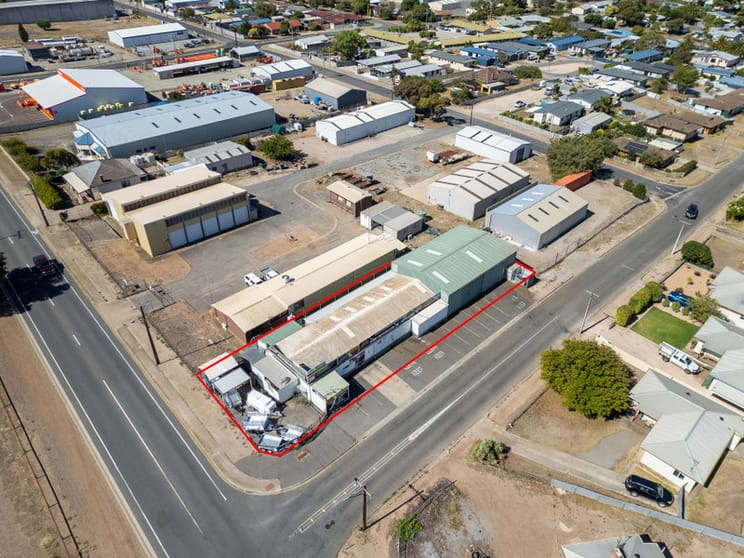Click to view all images 123 Verran Terrace Port Lincoln SA 5606 - Image 3