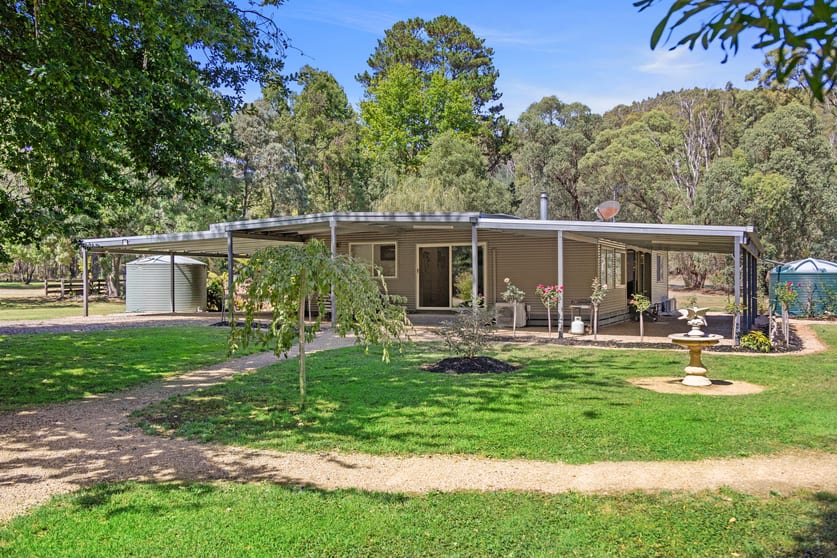 Click to view all images 335 Wilhelmina Falls Road Murrindindi VIC 3717 - Image 1