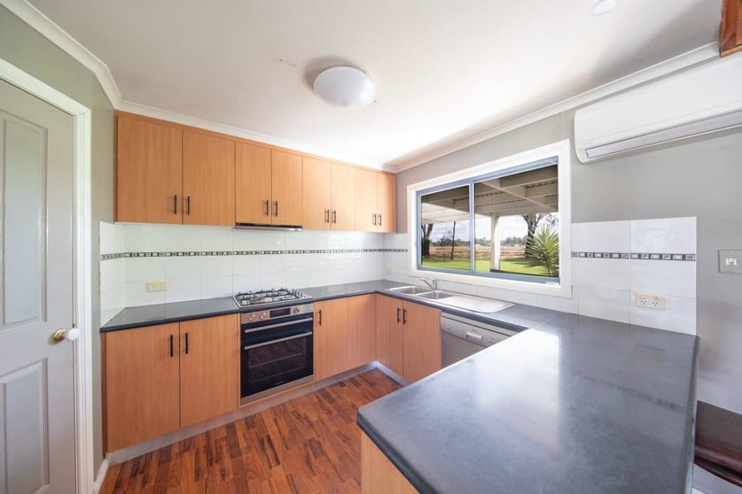 Click to view all images 50 KOONDROOK WEST ROAD Koondrook VIC 3580 - Image 3