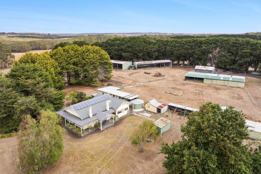 Click to view all images 280 Wensleydale Station Road Winchelsea South VIC 3241 - Image 2