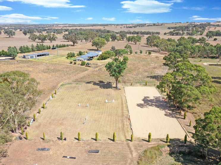 Click to view all images 64 Bonnington Rd Kingsvale via Young NSW 2594 - Image 1