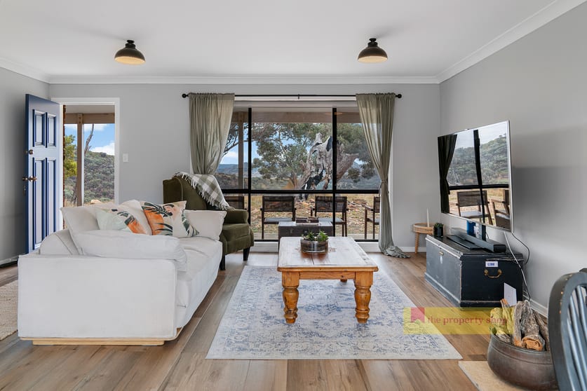 Click to view all images 297 Beragoo Road Mudgee NSW 2850 - Image 3