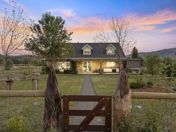 Click to view all images 646 Sheans Creek Road, Balmattum via Euroa VIC 3666 - Image 2
