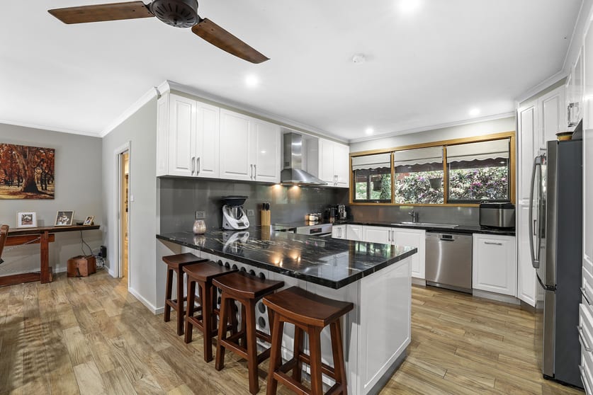 Click to view all images 18 Mcdonald Road Labertouche VIC 3816 - Image 2