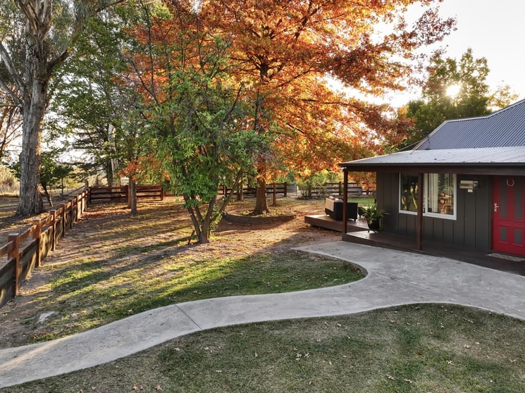 Click to view all images 439 Buttercup Road Merrijig VIC 3723 - Image 3