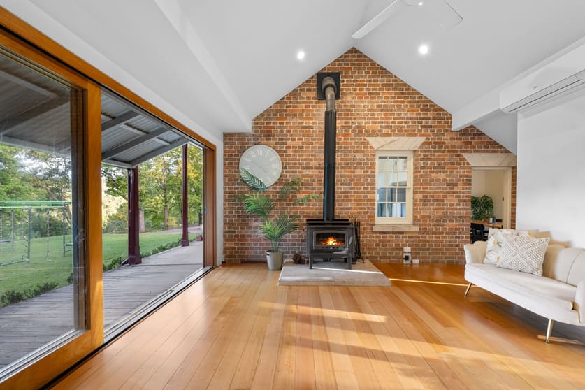 Click to view all images 802 Lower Colo Road Lower Portland NSW 2756 - Image 2