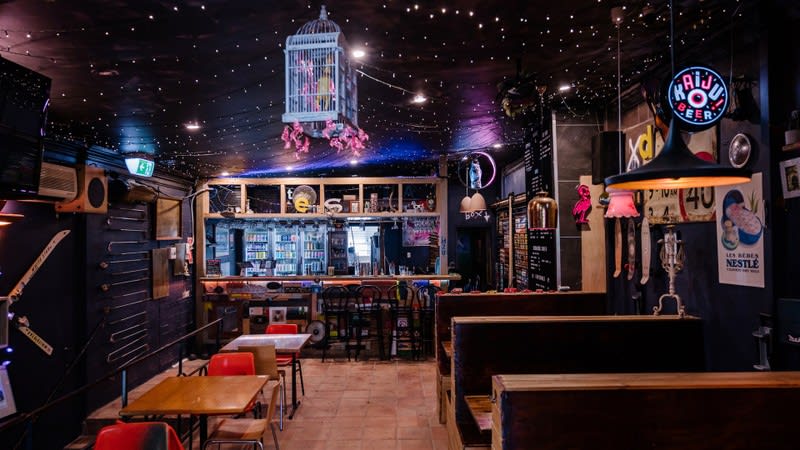 Click to view all images Restaurant business for sale in Cooks Hill - Image 1