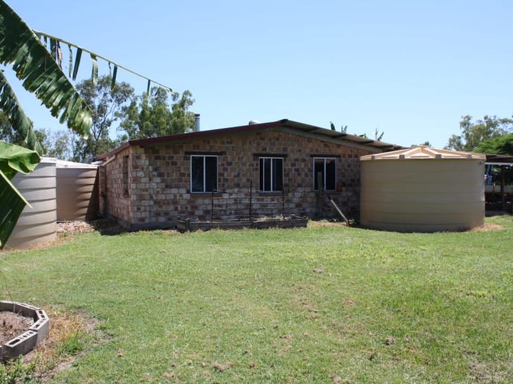 Click to view all images 234 Walla Road St Agnes QLD 4671 - Image 1