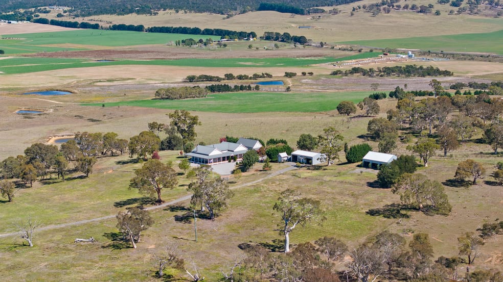 Click to view all images 94 Burrabinga Road Tarago NSW 2580 - Image 3