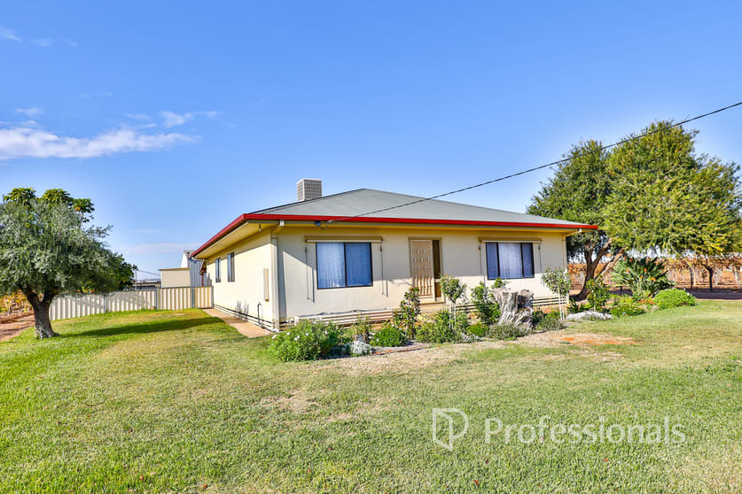 284 Sandilong Avenue Nichols Point VIC 3501 - Image 2