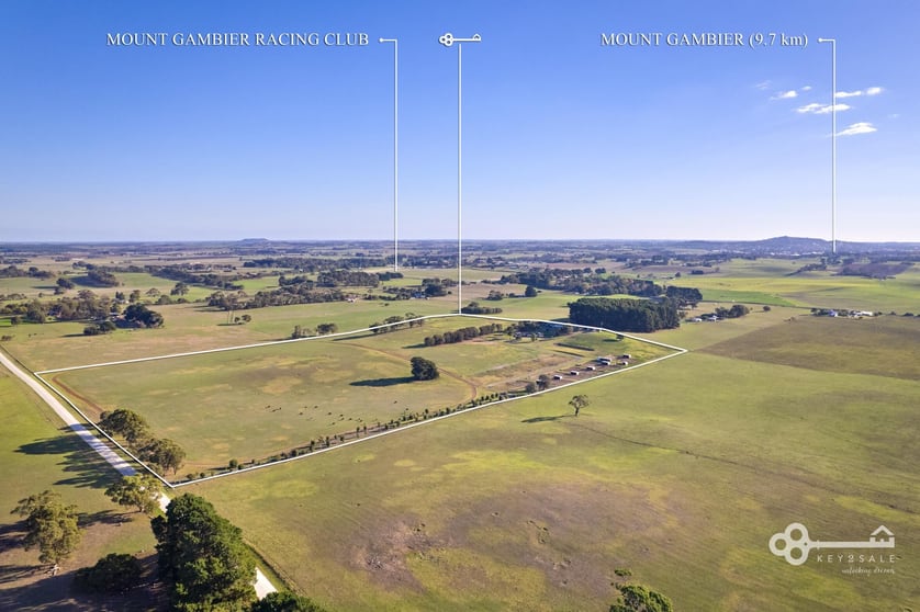 Click to view all images 72 Brown Road Glenburnie SA 5291 - Image 2