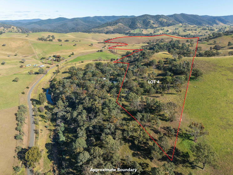 Click to view all images 111 Sandy Creek Road Ensay VIC 3895 - Image 3
